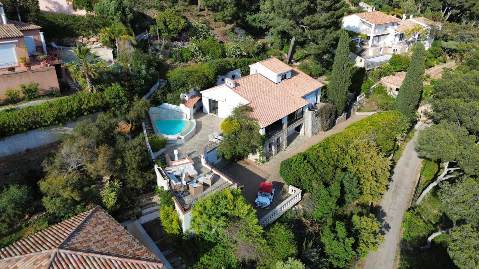 Villa Prestige 卡尔特汉 外观 照片